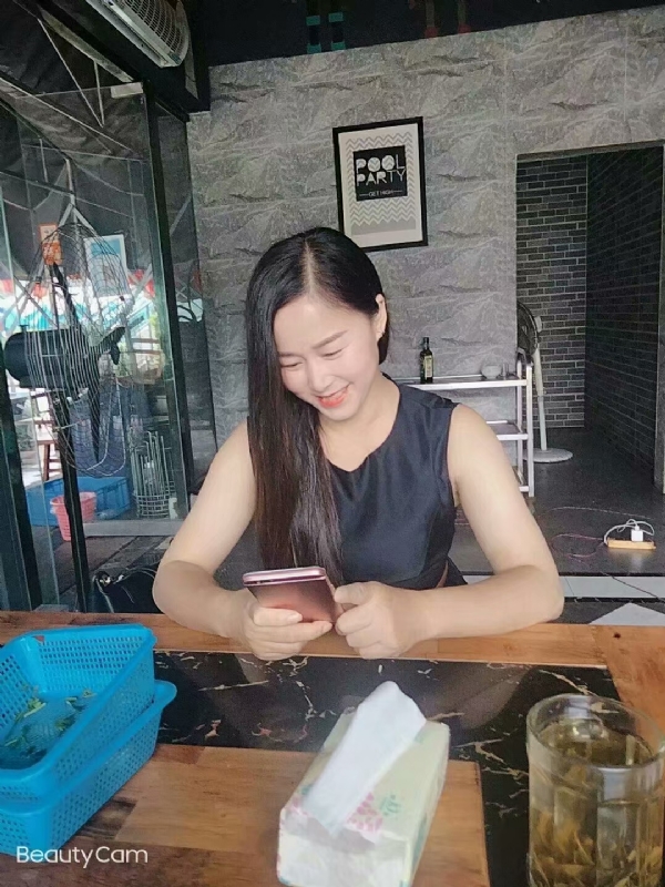 如不坚强弱给谁看的第一张照片--乐山王婆说媒